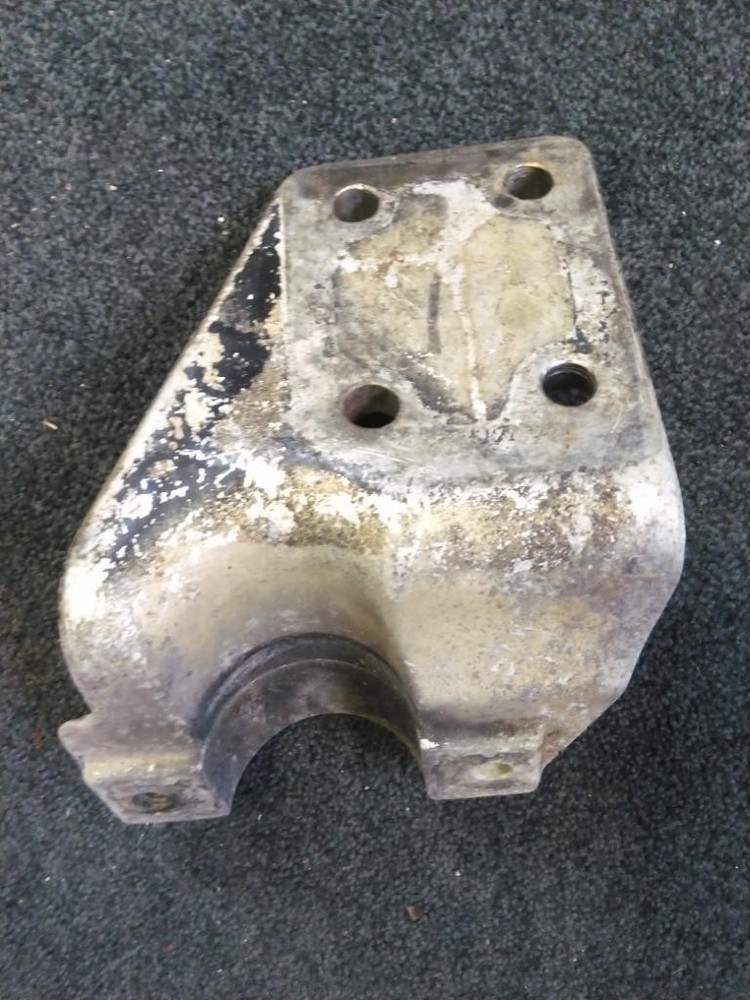 Replaces D7HT-6A070-AA CUMMINS BC4 REAR ENGINE MOUNT , MN