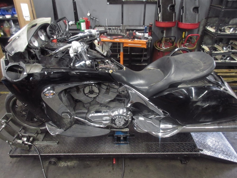 2008 08-09 Victory Vision Deluxe Right Switch Handlebar Control On Off Start