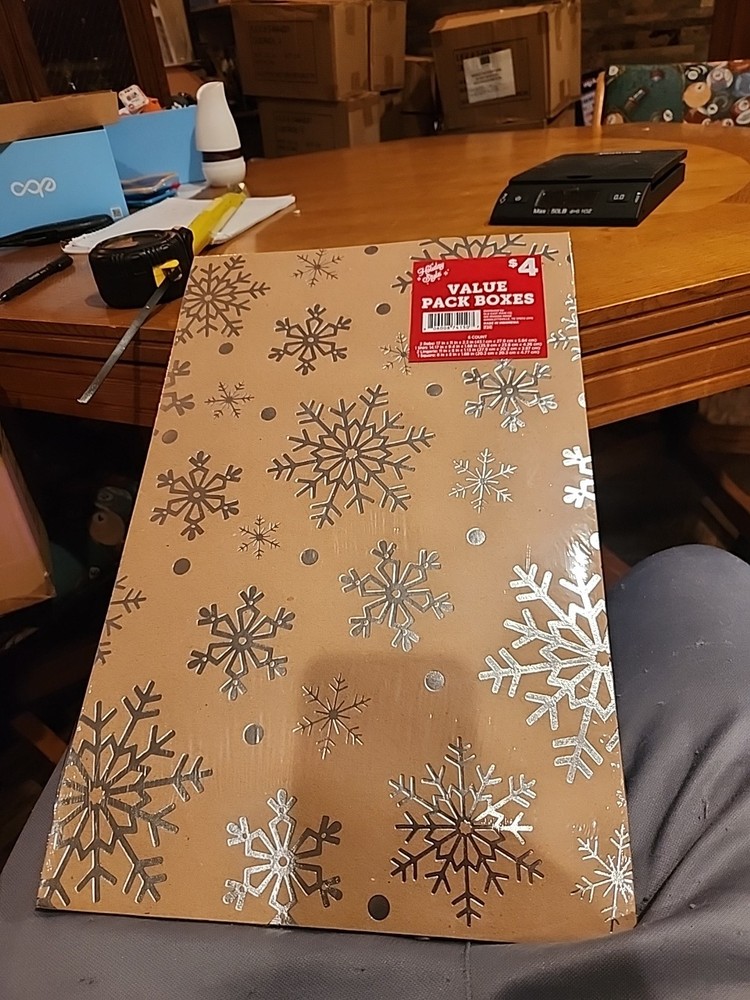 Holiday Style 6 Count Value Pack Boxes Different Variations Of Designs