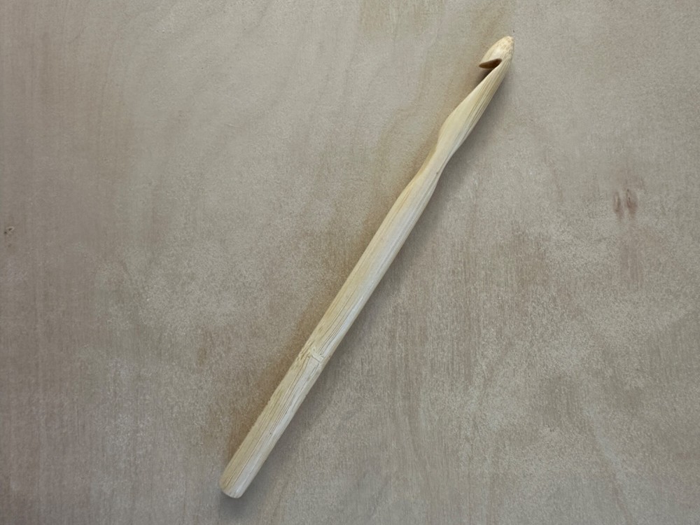 ChiaoGoo Bamboo Crochet Hooks Sizes E through P