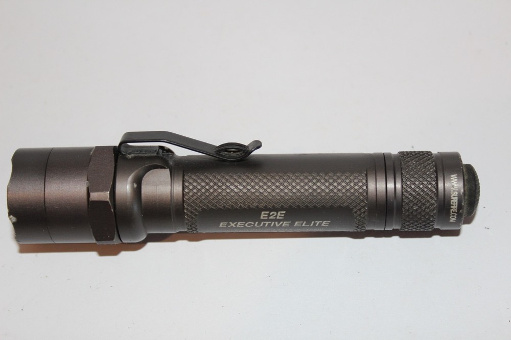 SureFire E2E Executive Elite Flashlight Black 6V Incandescent Tactical Light EDC