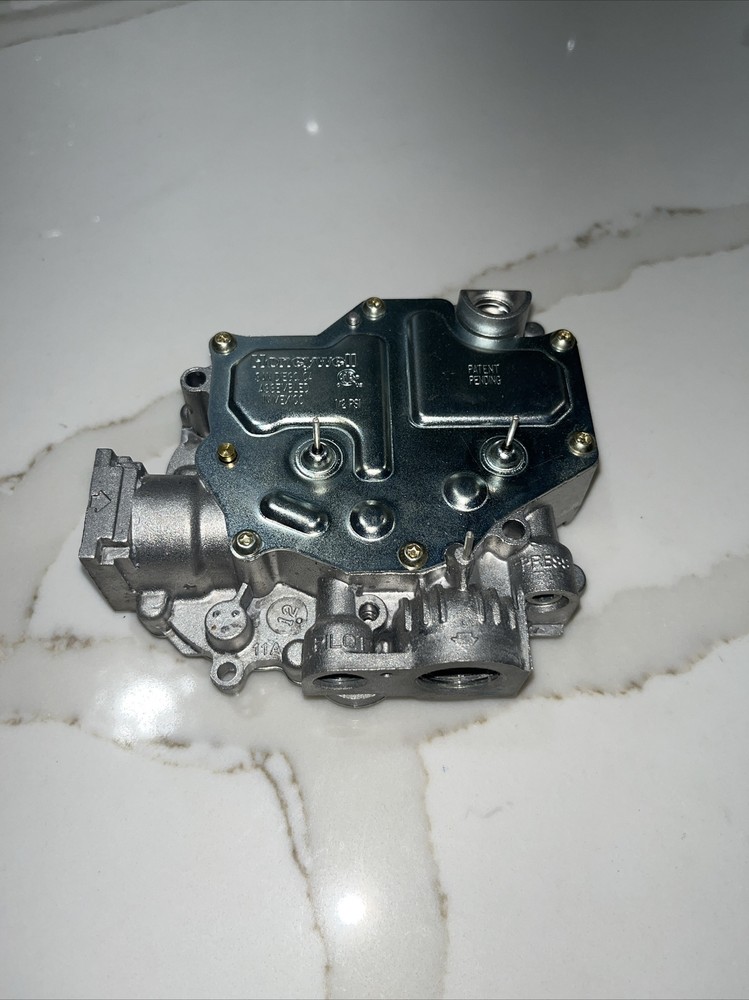Honeywell 50034127-023 Water Heater Natural Gas Valve Body WV8840B1109