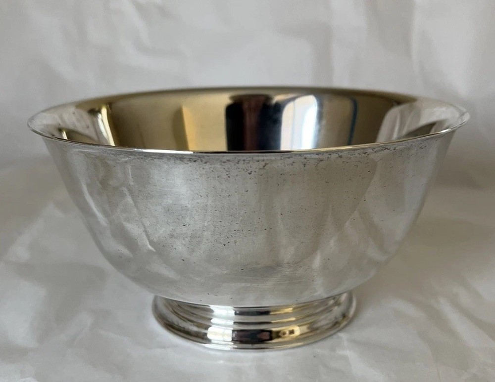 Unbranded Silver Plate Pedestal Bowl (6” in Diameter)