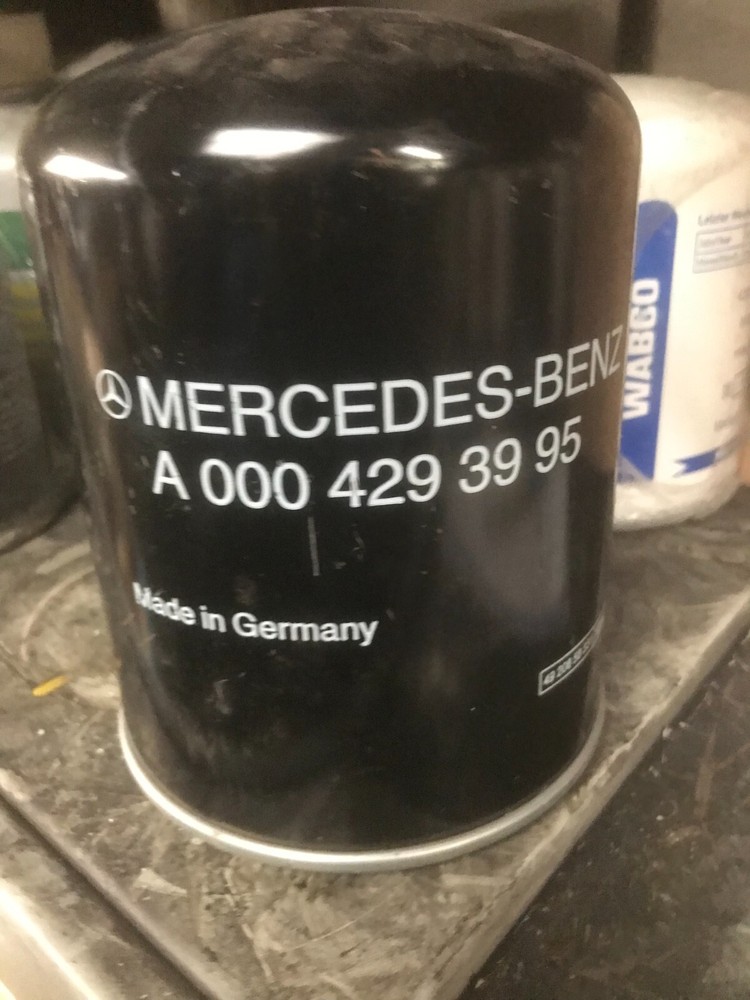 0004293995 Air Dryer