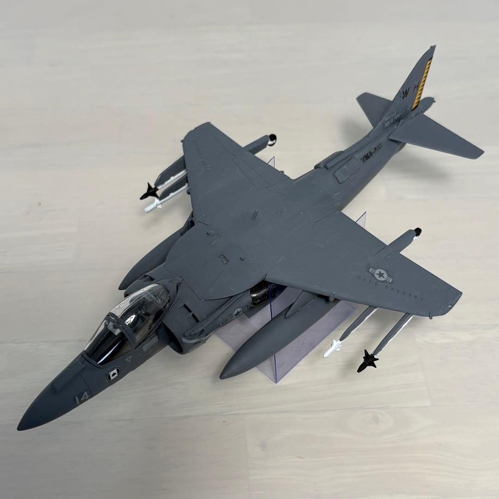 Assembled U.S.M.C Av-8B Harrier Ii Plus Plastic Model Completed 2 Japan