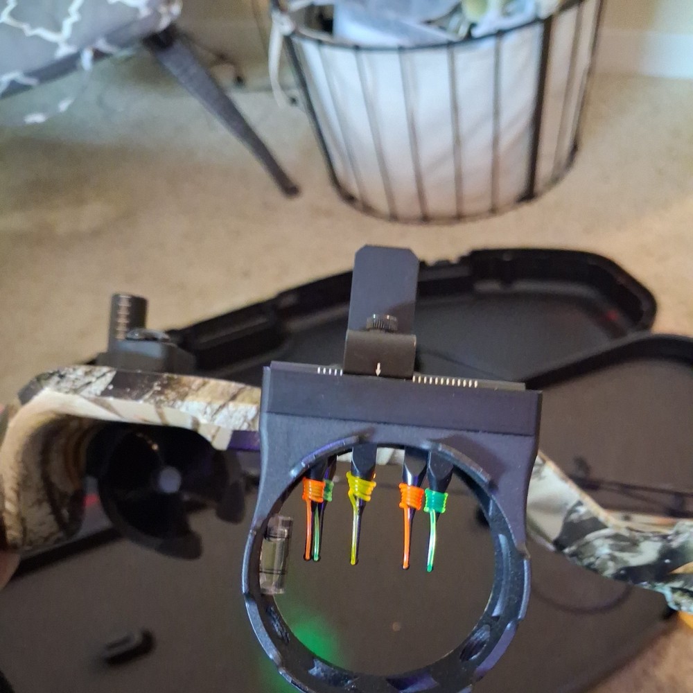 Predator Raptor Compund Bow & Hard Shell Case