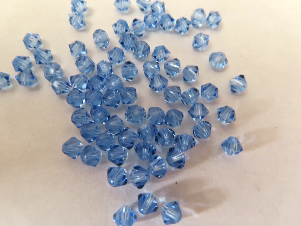 72 Preciosa Machine Cut Bicone Beads 4mm Light Sapphire