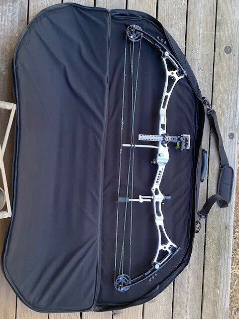 Soft Custom BOWCASE will accept 46-48 inch compounds
