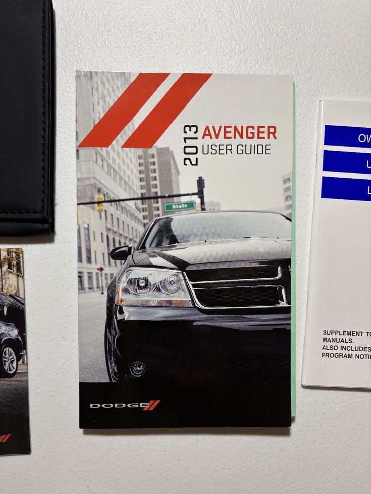 2013 Dodge Avenger User's Guide OEM Set