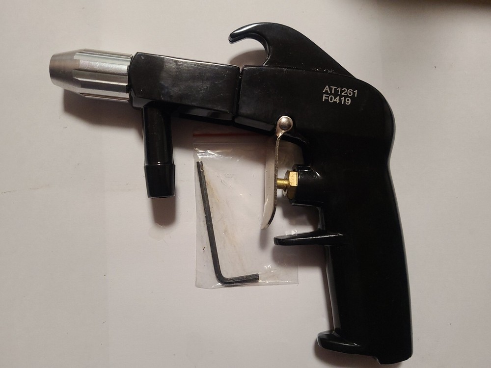 Westward Abrasive Siphon Feed Blast Gun 10Z917
