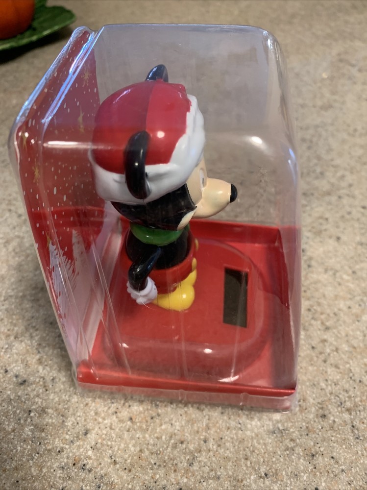 Disney Solar Bobble-Head Mickey Mouse