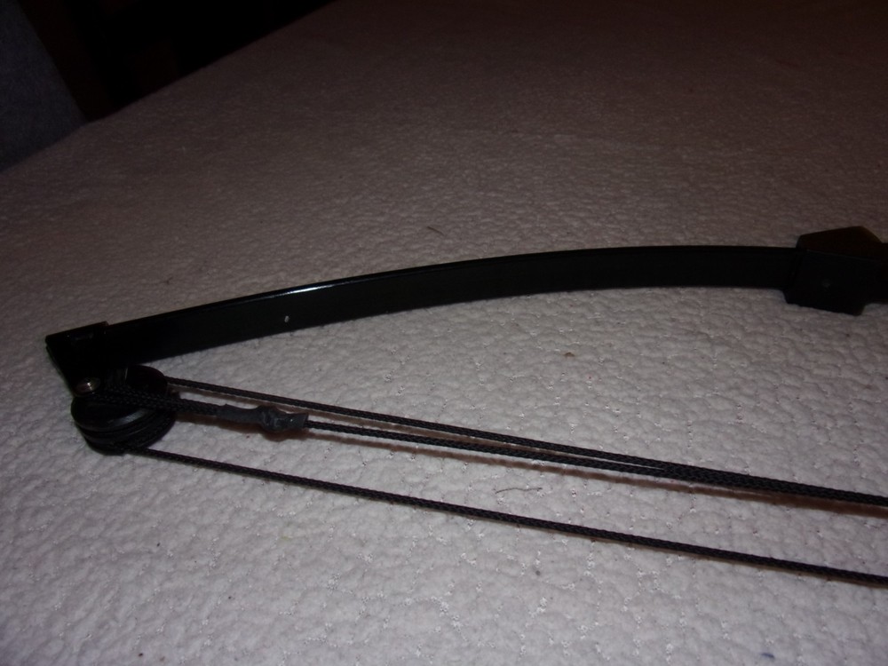 Barnett LiL Banshee Youth Compound Bow