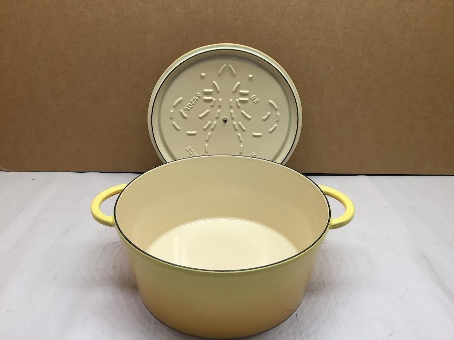 Fontignac Round Dutch Oven, Yellow, 6.5 Quart