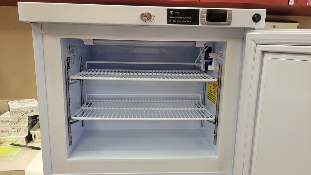 ABS PH-ABT-HC-UCBI-0420A Med Freezer
