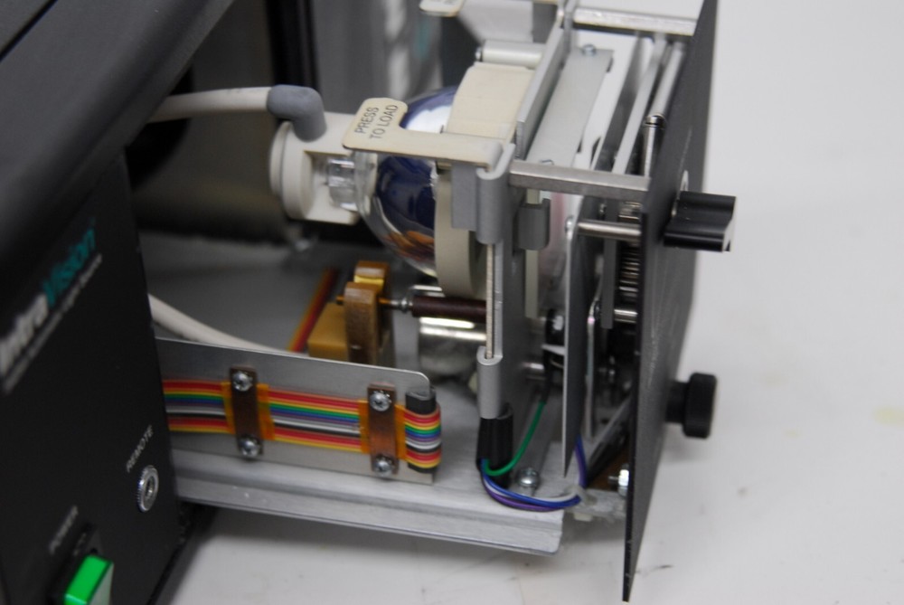 Linvatec Intravision 8425A Automatic Light Source