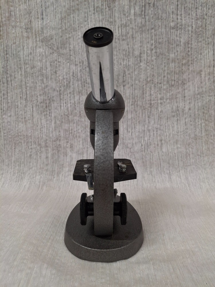 Studio Germany Enuro Optic 50-400x Microscope with Books
