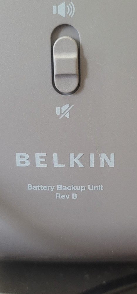 Belkin Battery Backup Unit Rev B UPS No Battery Tested Powers On
