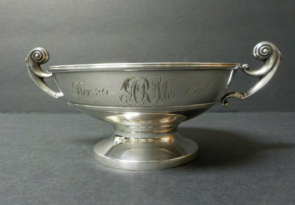 Sterling Silver 2-Handle 4.5" Candy Dish / Bowl, 106 grams, Presentation