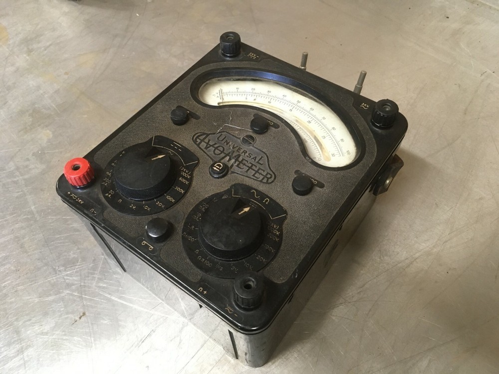 Vintage Universal Avometer