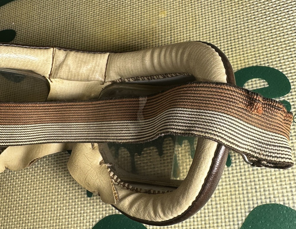 VINTAGE STADIUM MOTORCYCLE / PILOT'S GOGGLES