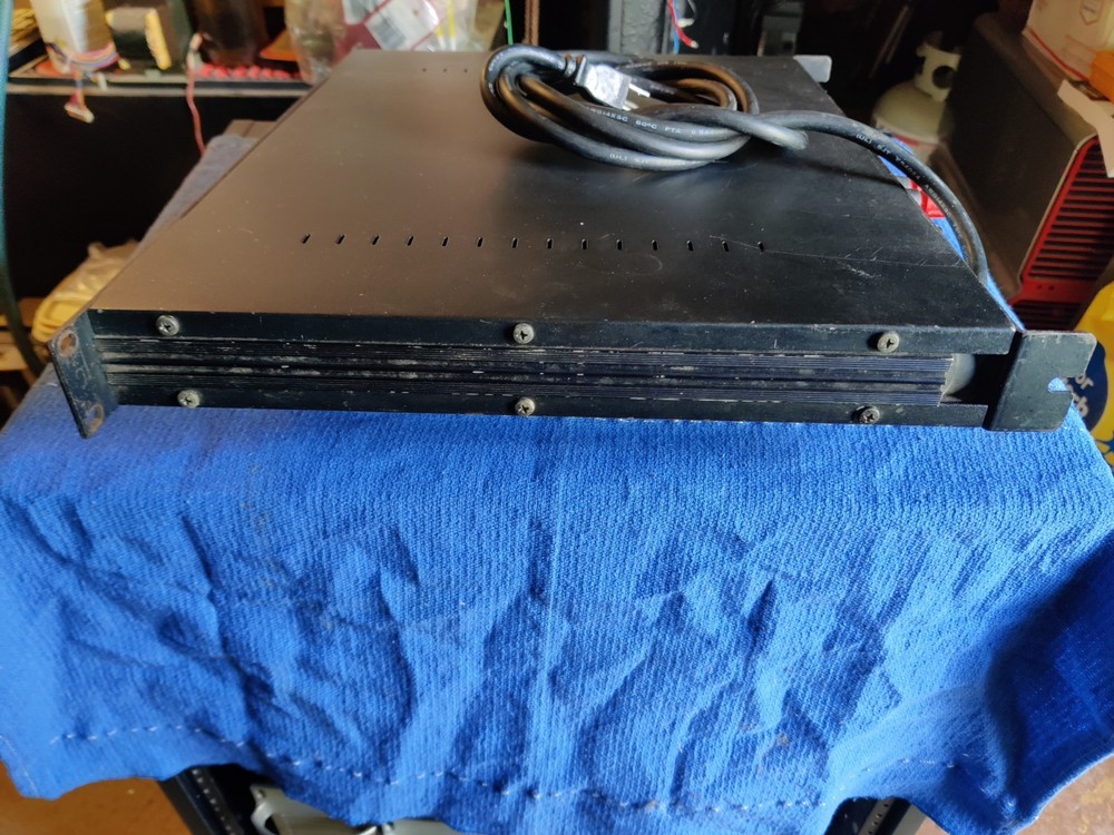 SoundTech PS802 Power Amplifier