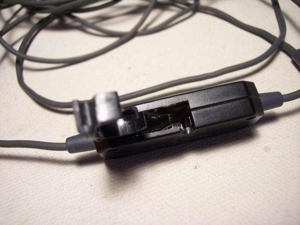 realistic 33-1063 lapel microphone japan tested works