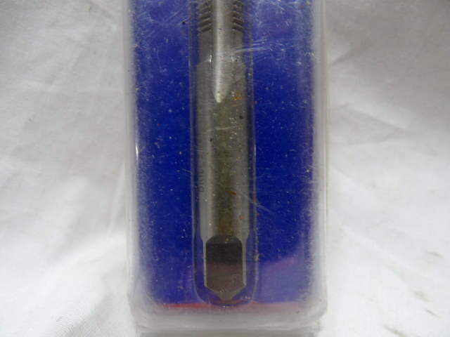 3/8" - 24 NF Bottom Tap T-231