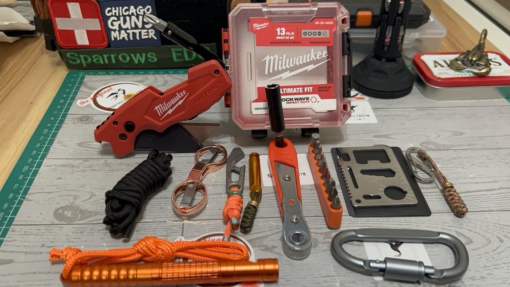 Sparrow’s EDC / Milwaukee Storage Tool Kit With A Fastback Knife