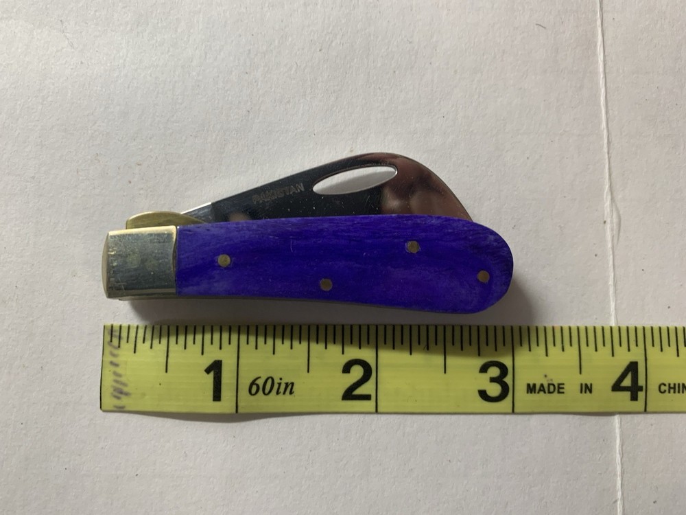 Beautiful Hawkbill Pocketknife