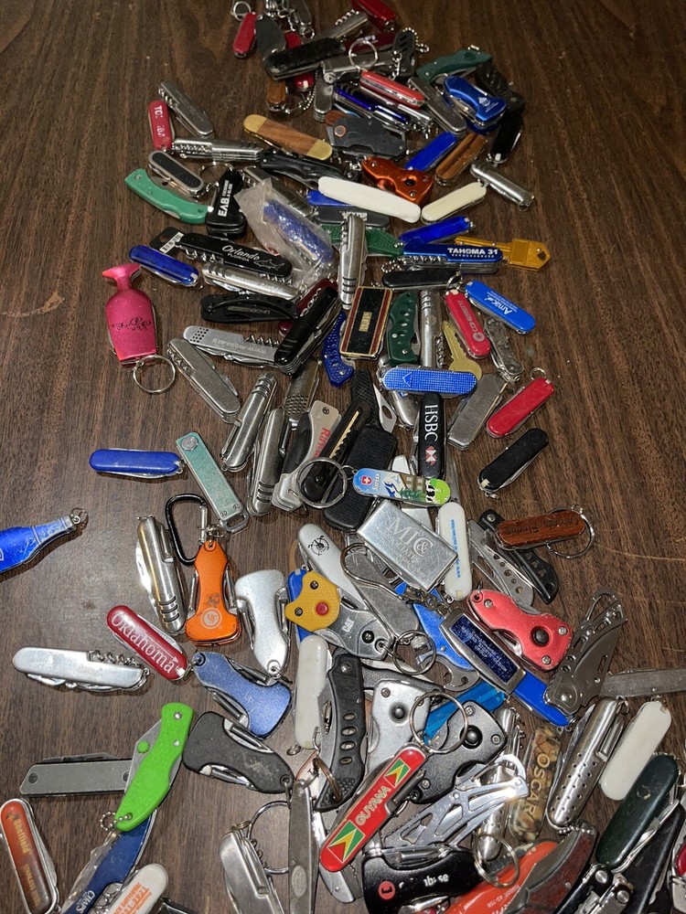 TSA Confiscated Pocket Knives/ Multitools Lot Limited Time! (see description)