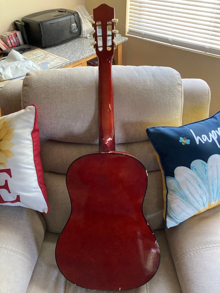 SIGNED RASCAL FLATTS CLASSICAL GUITAR! Nice Collector's Item