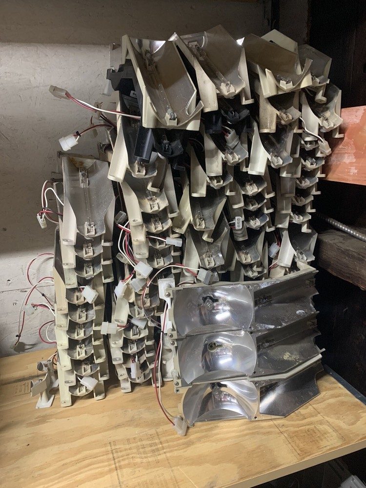 WHELEN EDGE Linear w/Halo Ref WITH L STROBE AND HALOGEN