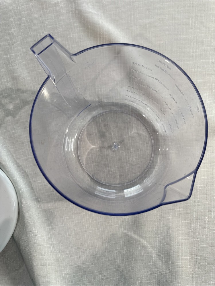 Crofton Pitcher Style Salad Spinner