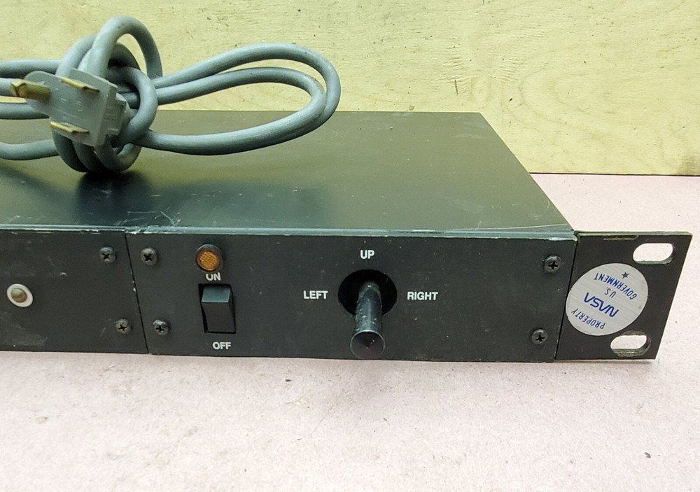 Pelco MPT24DT Joystick Control & MLZ6DT Rack Mount Remote Control Unit