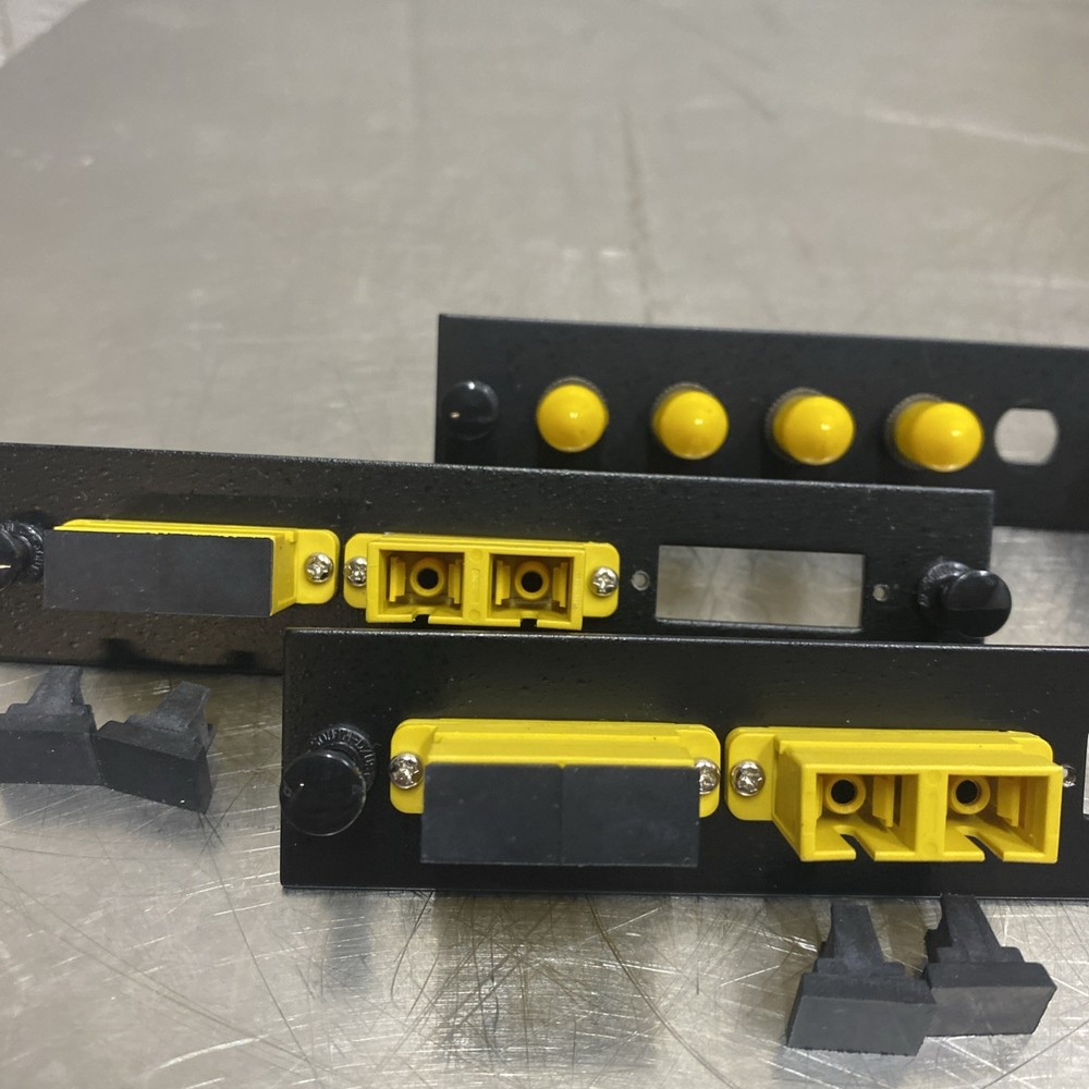 Corning OTS 300 Series Optical Source & Optical Meter