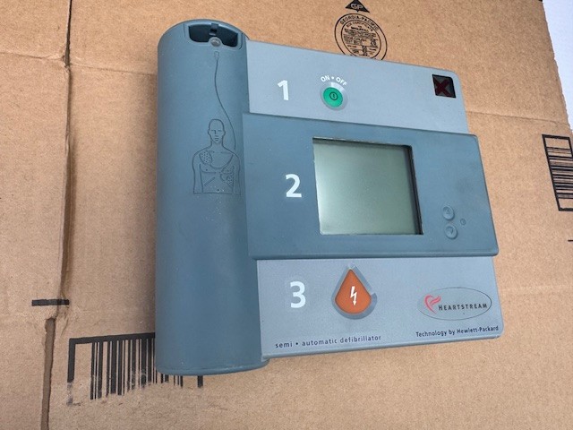 HP Heartstream Semi Automatic AED No Pads Or Battery