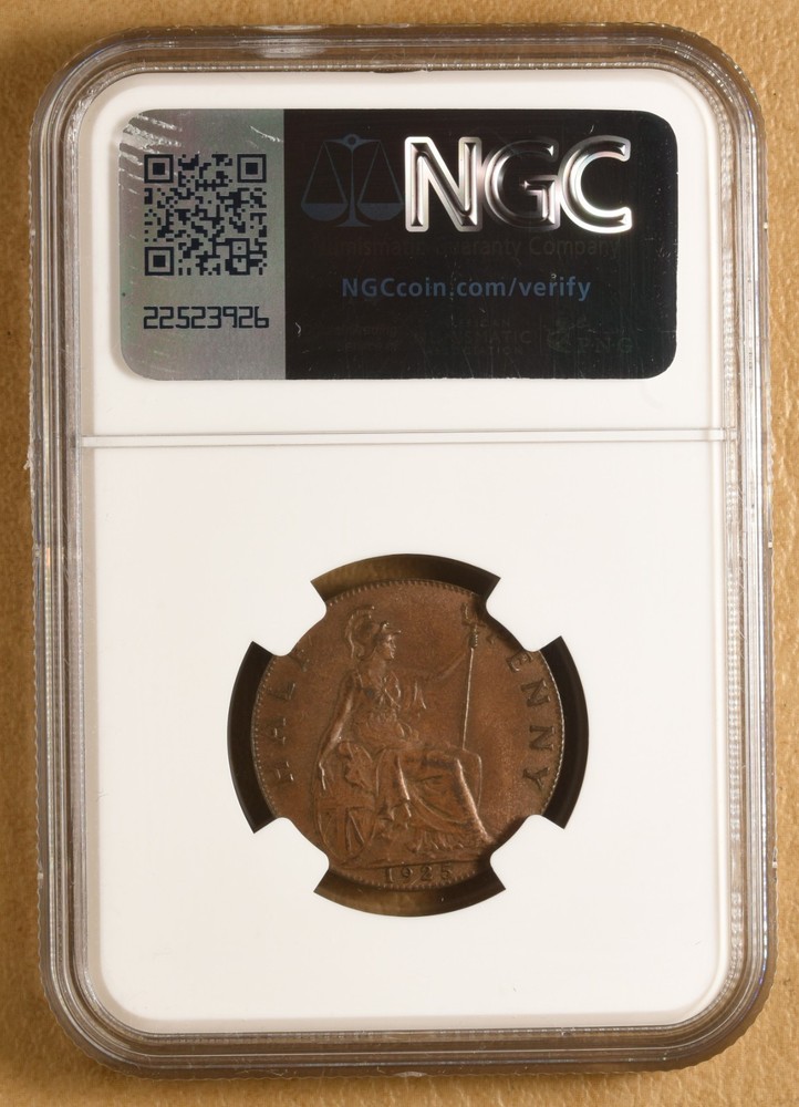 1925 Great Britain Half Penny 'Original Bust' NGC MS62BN