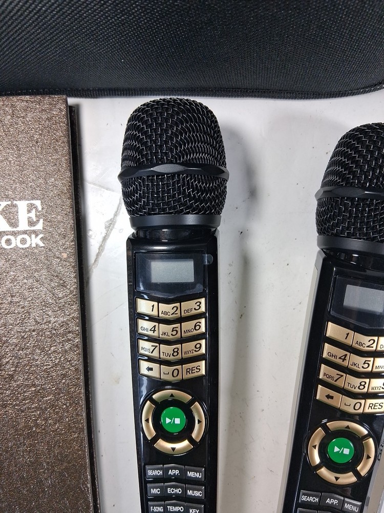 Magic Sing ET23KH Wireless Karaoke System With Case And Book TD31D