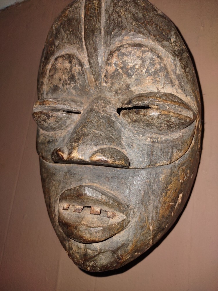 HAUNTED African Chokwe Ceremony Mask!
