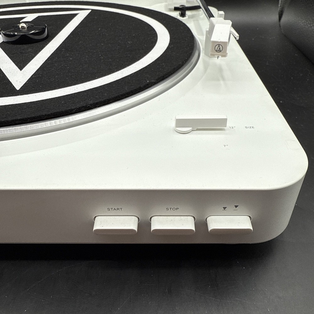 Audio-Technica AT-LP60-BT Automatic Bluetooth Turntable White Tested Working