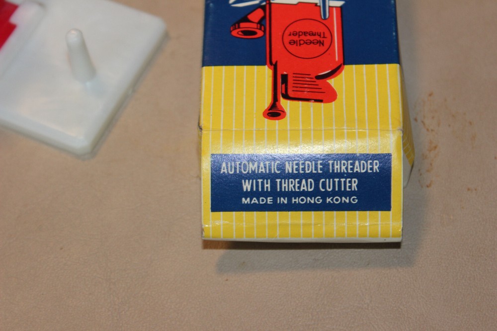Vintage Automatic Needle Threader w/Thread Cutter Made in Hong Kong