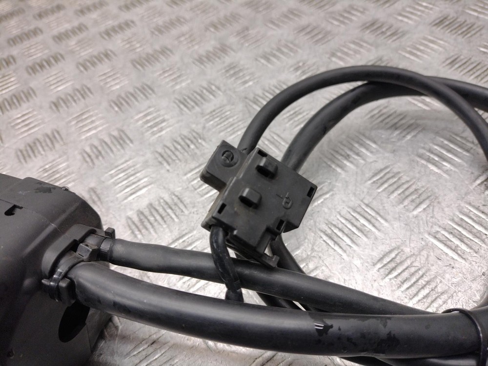 2013 TRIUMPH TIGER EXPLORER 1215 RIGHT SWITCH GEAR