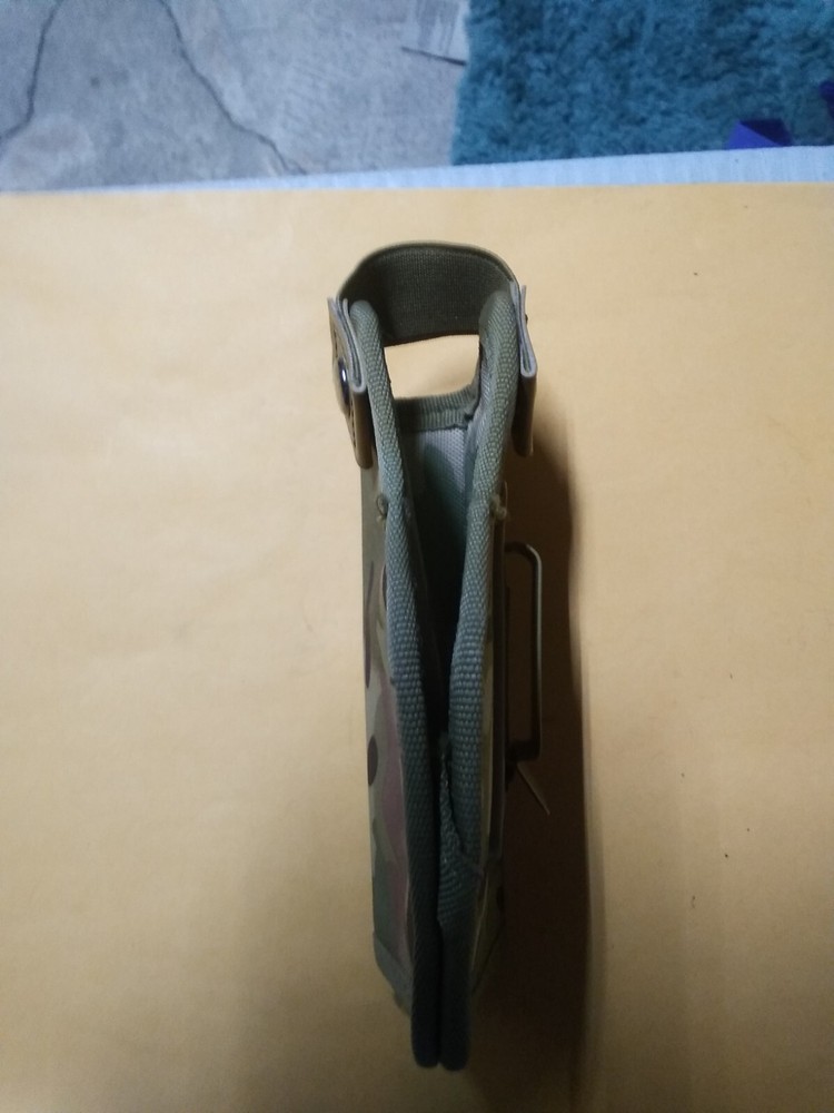CAMO HOLSTER UNBRANDED - NICE SHAPE