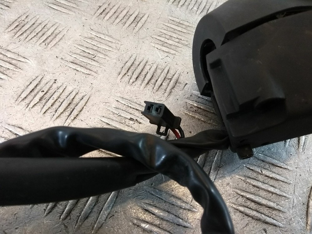 2017 YAMAHA MT 125 Left Hand Switch Gear