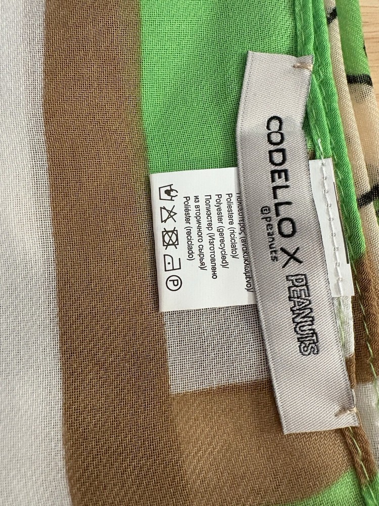Codello X Peanuts Snoopy Scarf