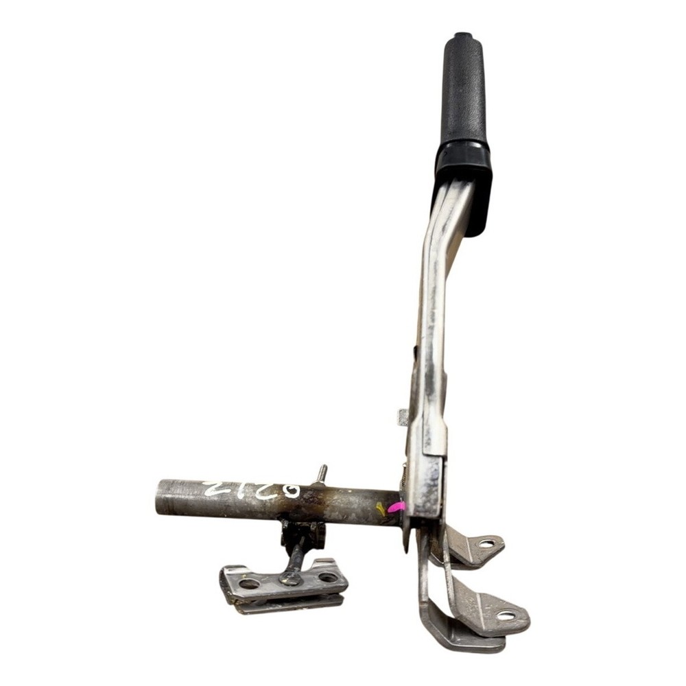 ISUZU D-MAX HANDBRAKE LEVER/BUTTON/ASSEMBLY 2021+