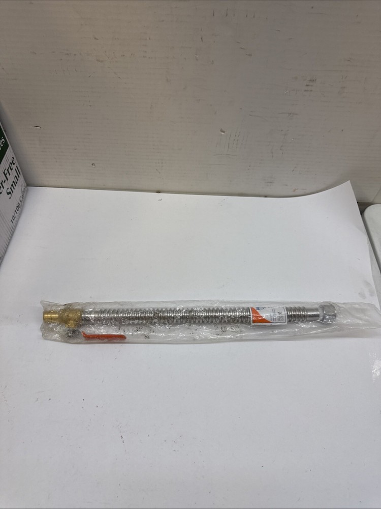 Aquaflo Stainless Steel Corrugated Water Heater Connector 3/4" x 18" WCSV-518-PP