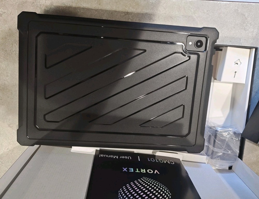 New Sealed 10.1 Vortex CMG 101 4G Android Smart Tablet With Protective Case