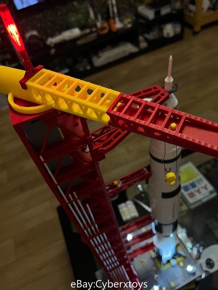 1/144 NASA Saturn V Rocket Launching Tower Frame Set Model Painted Light-up