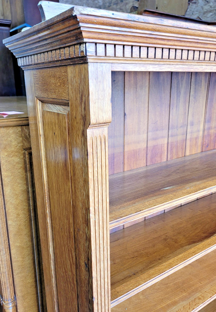 ANTIQUE OAK OPEN BOOKCASE